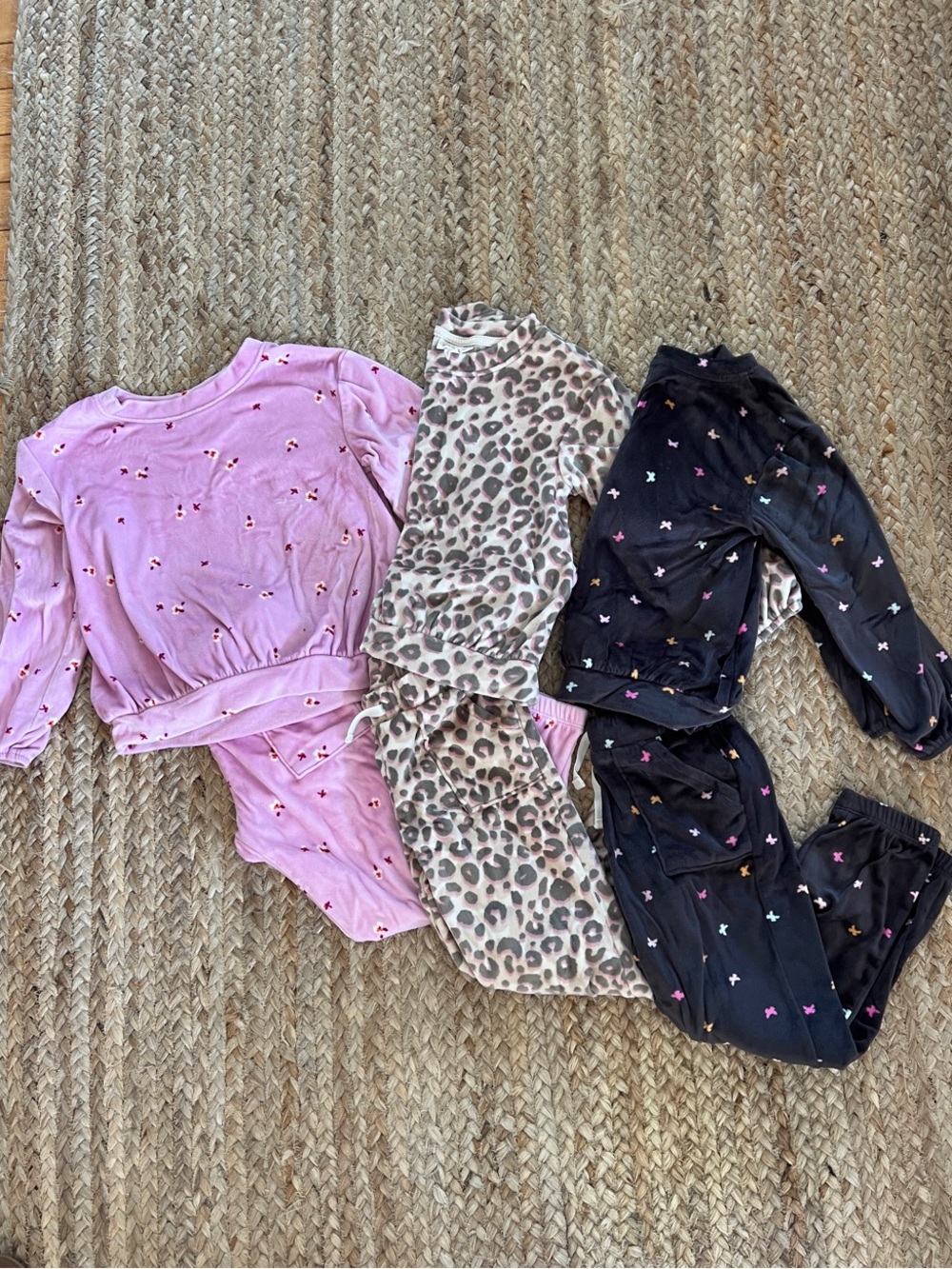 Cat & Jack Girls  Pink, Leopard & Black Velour Sets size 5T EUC